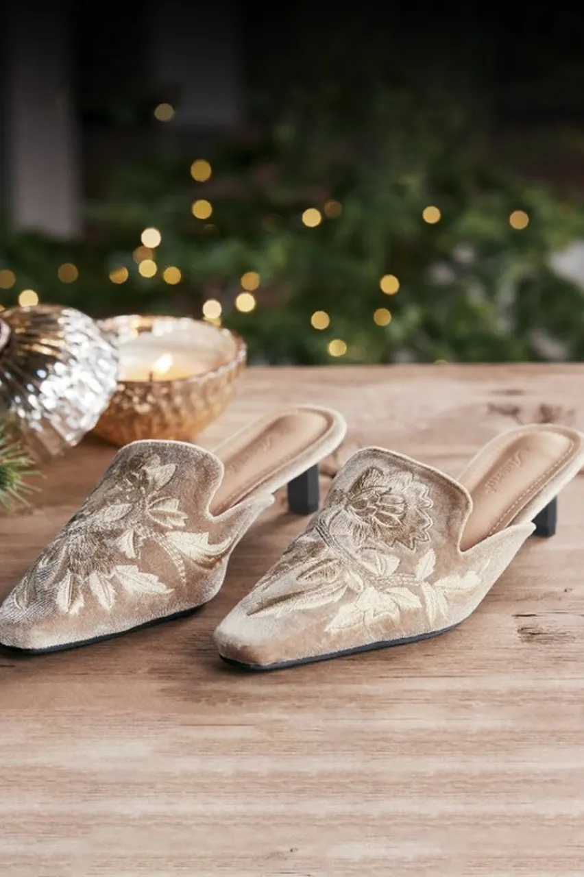 Hot Carolina Embroidered Mule Shoes