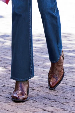 Hot Matisse Savanna Embossed Bootie Shoes