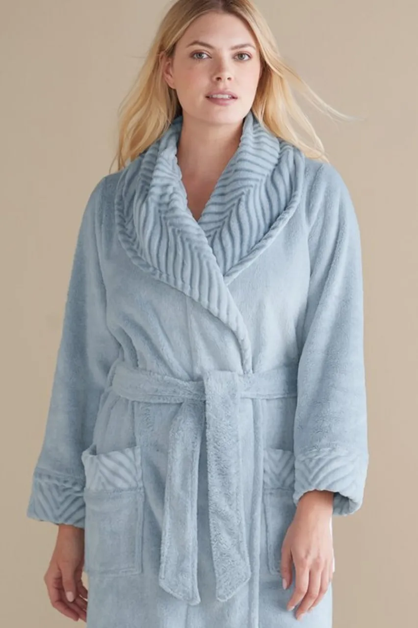 Online Royal Plush Robe Sleepwear & Lounge