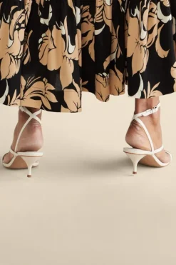 Clearance Schutz Helene Kitten Heel Sandal Shoes