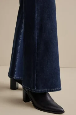 Discount Ultimate Denim Flare Jeans Jeans